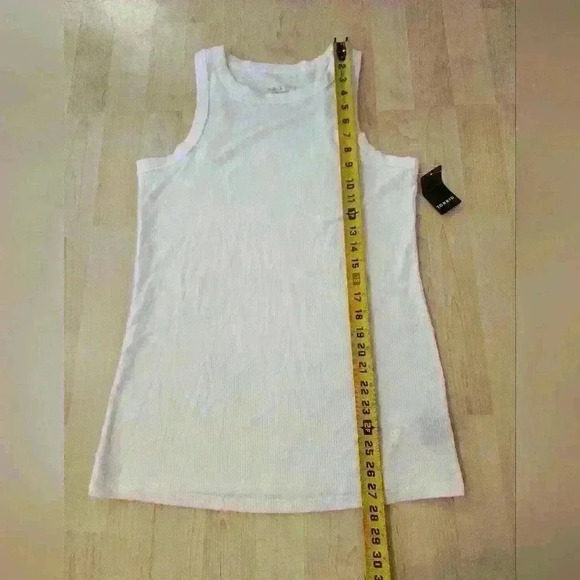 Torrid super soft white ribbed tank top white size 0, NWT - Picture 4 of 9